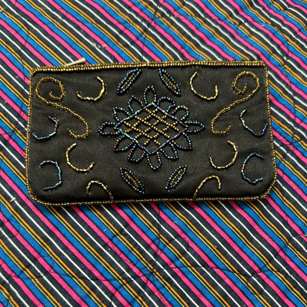Embroidered Black Clutch 212